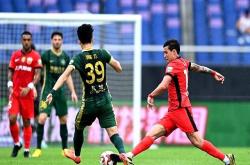 lol竞猜包含中超国际比赛日再迎强敌；金州勇士外线爆发；主帅态度：球迷炸锅；资深球员宣示担当的词条