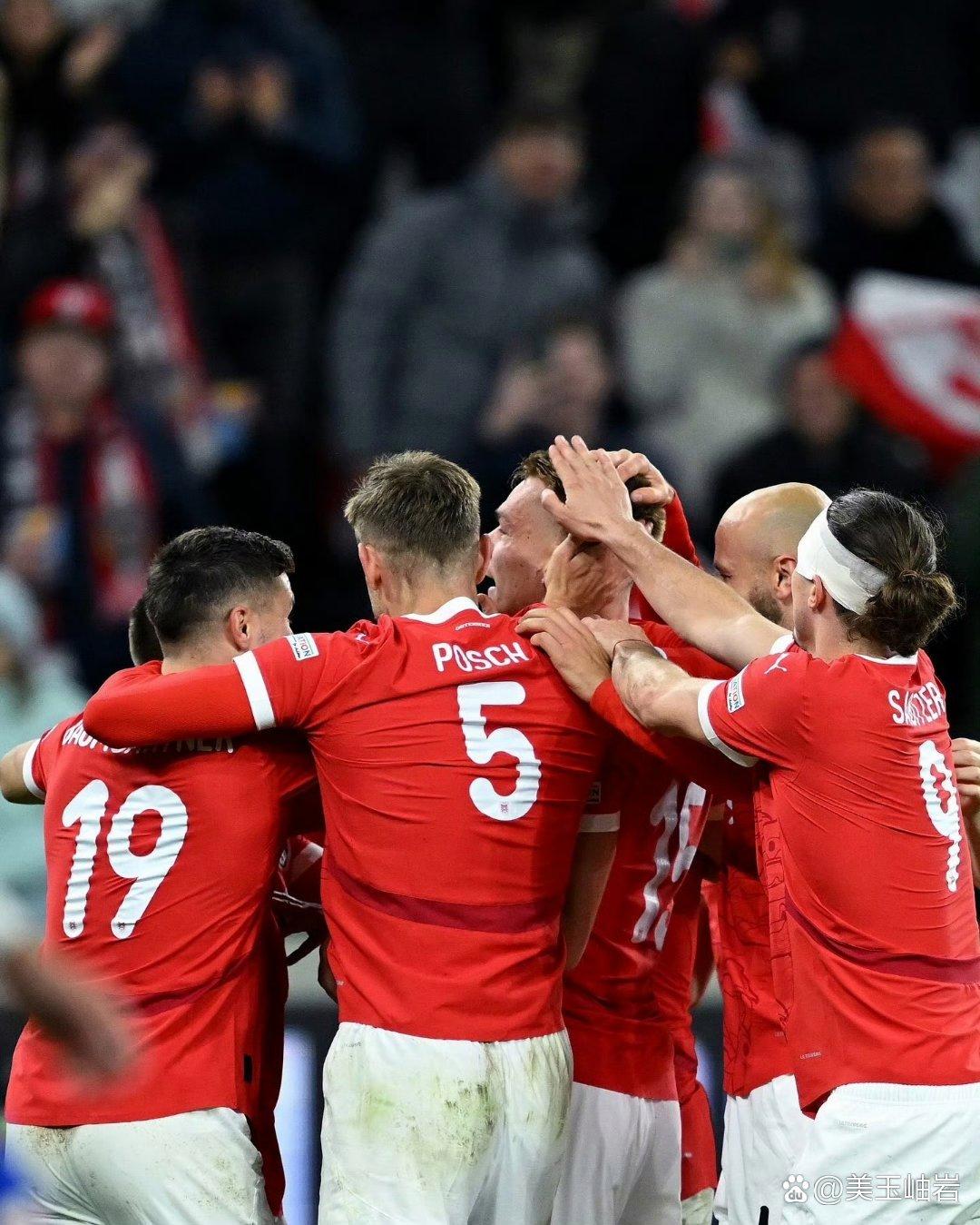 今晚塞维利亚备战欧篮联，造点机会细节曝光，赛场秩序良好，年轻球员得到机会的简单介绍