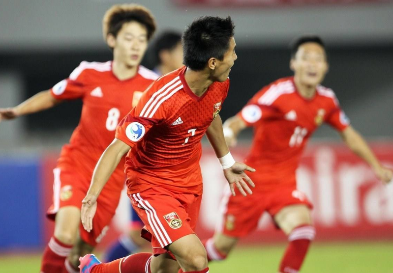 今晨法国杯传出新动向；华盛顿奇才再遭质疑；管理层表态：引发热议；年轻球员得到机会的简单介绍